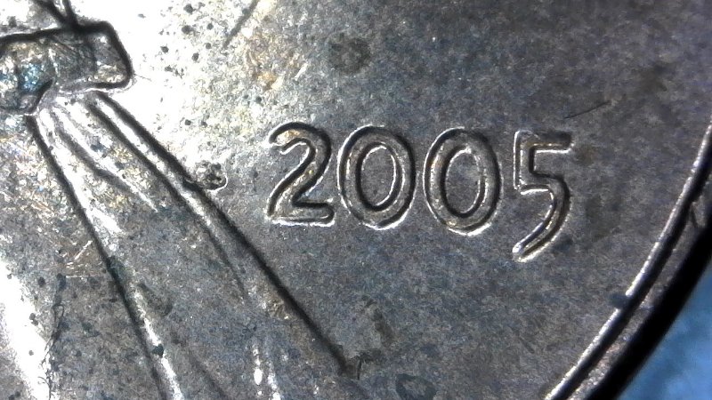 2005-P-Lincoln-Memorial-Cent-With-Nice-Column-Bar-DDR-To-The-Left